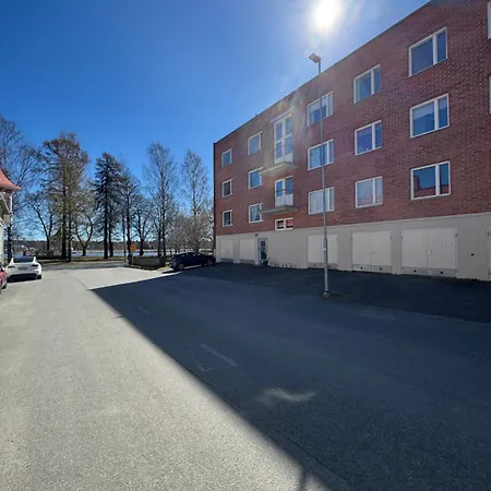 Spacious Three-bedroom Appartement *