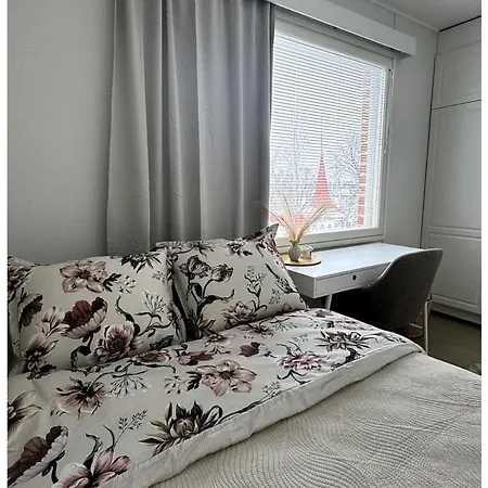 Spacious Three-bedroom Appartement *