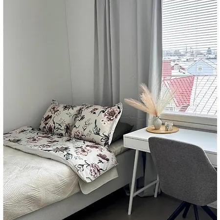 Appartement Spacious Three-bedroom